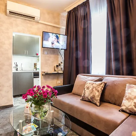 Grand Apartment